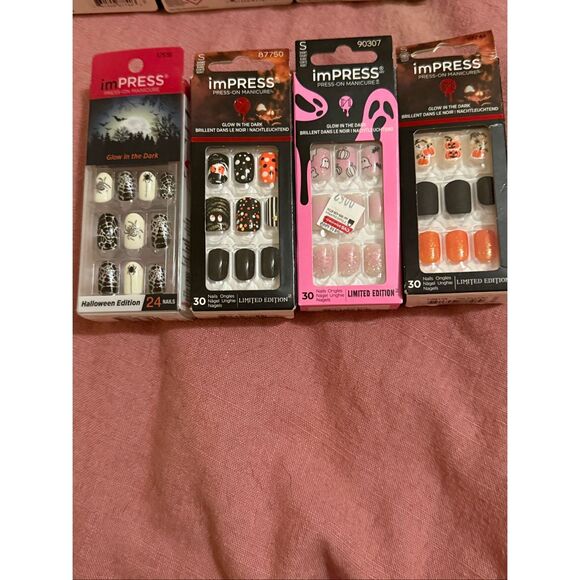🎃 imPRESS Halloween Limited Edition Glow-in-the-Dark Nail Bundle – 4 Sets! 👻 - Picture 1 of 5